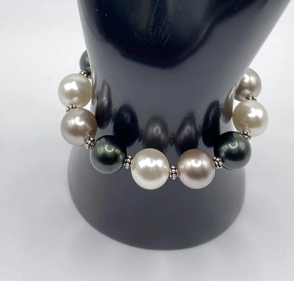 Tahitian South Sea Shell Pearl Bracelet