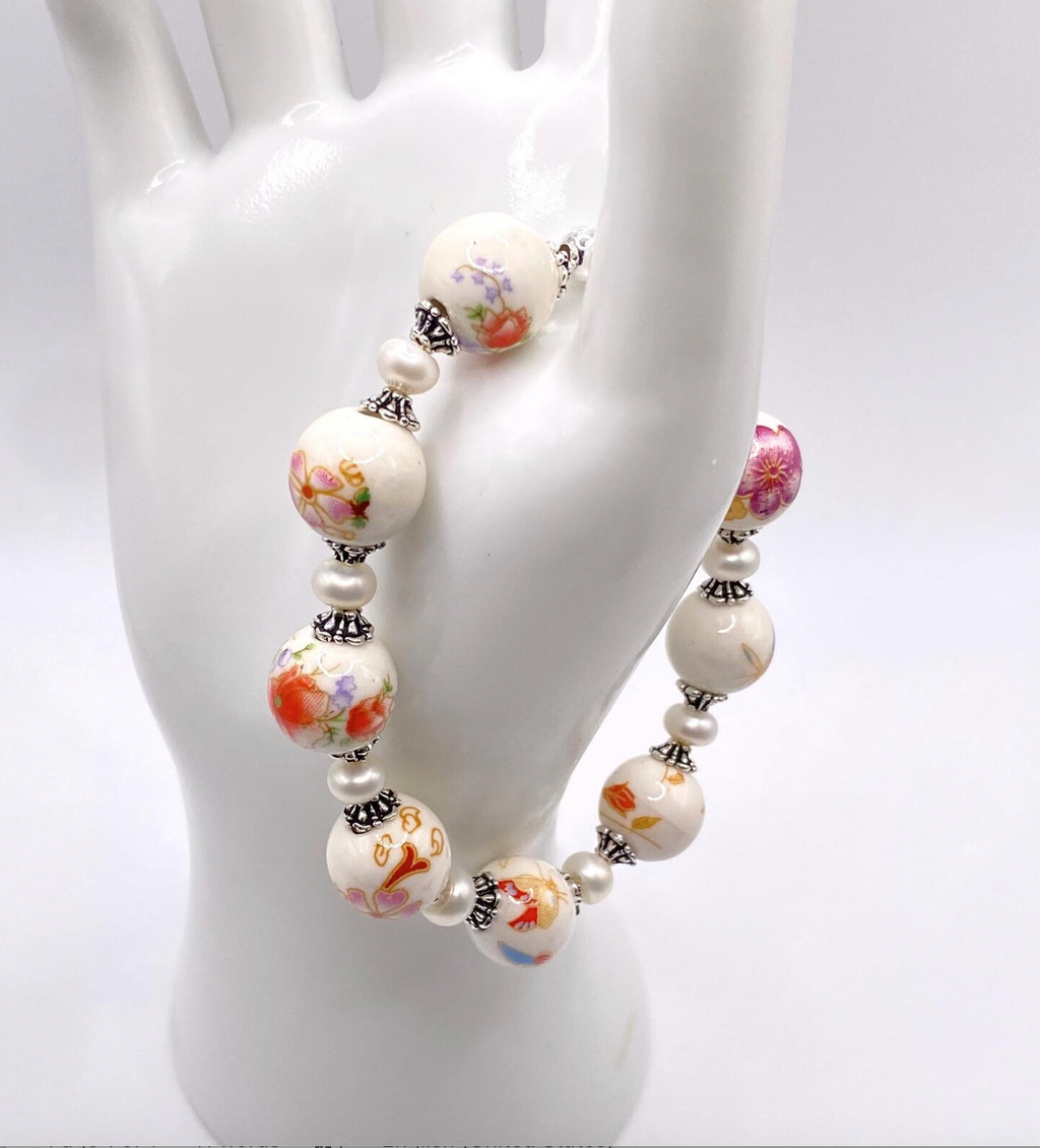 White Floral Porcelain and Freshwater Pearl Bracelet