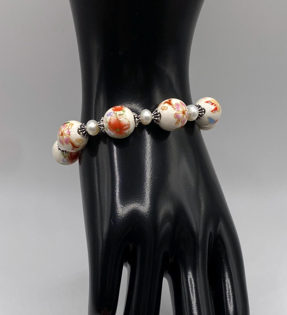White Floral Porcelain and Freshwater Pearl Bracelet