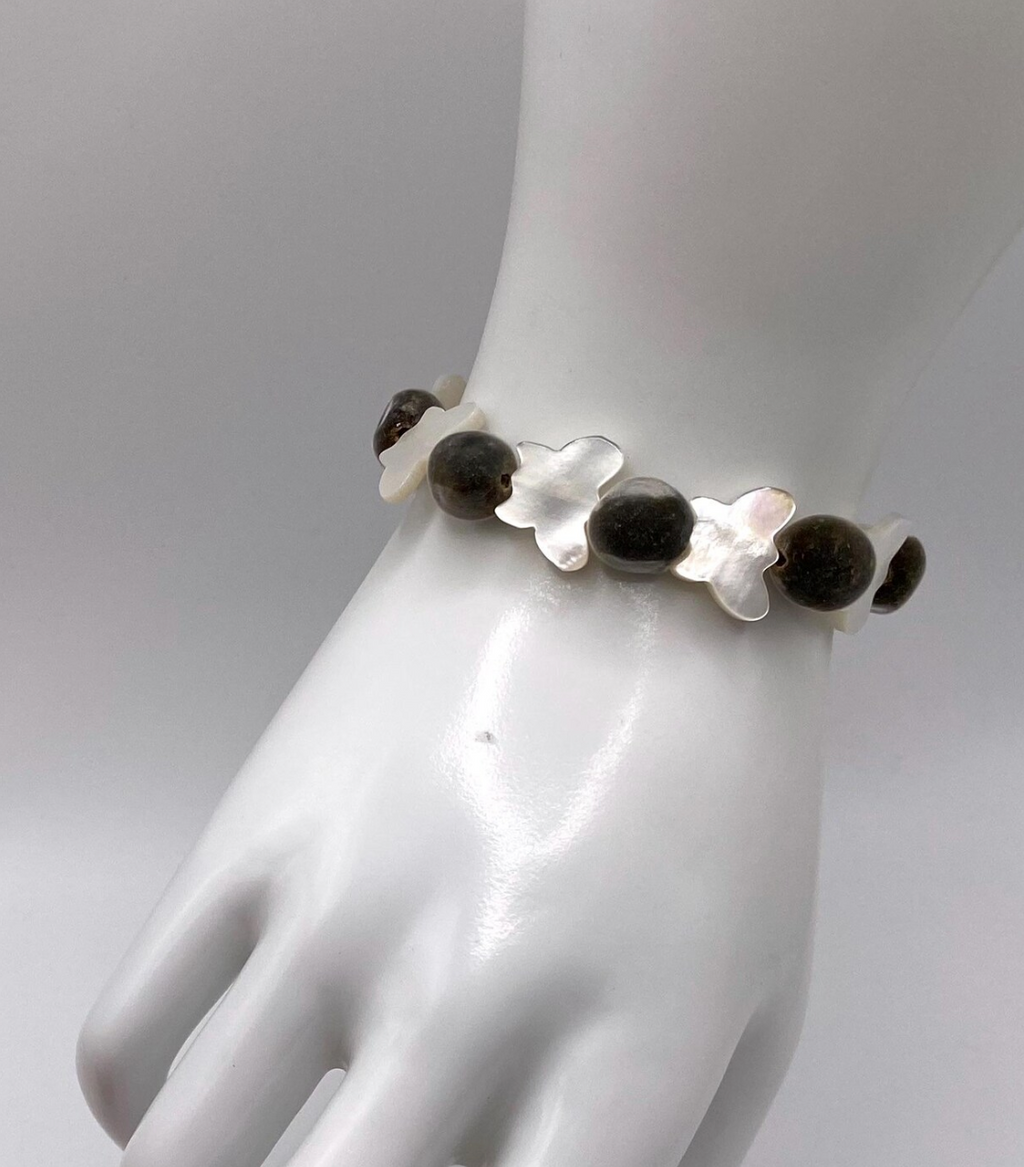 Velvety Mgambo Hua Weleweka and Mother of Pearl Butterfly Stretch Bracelet