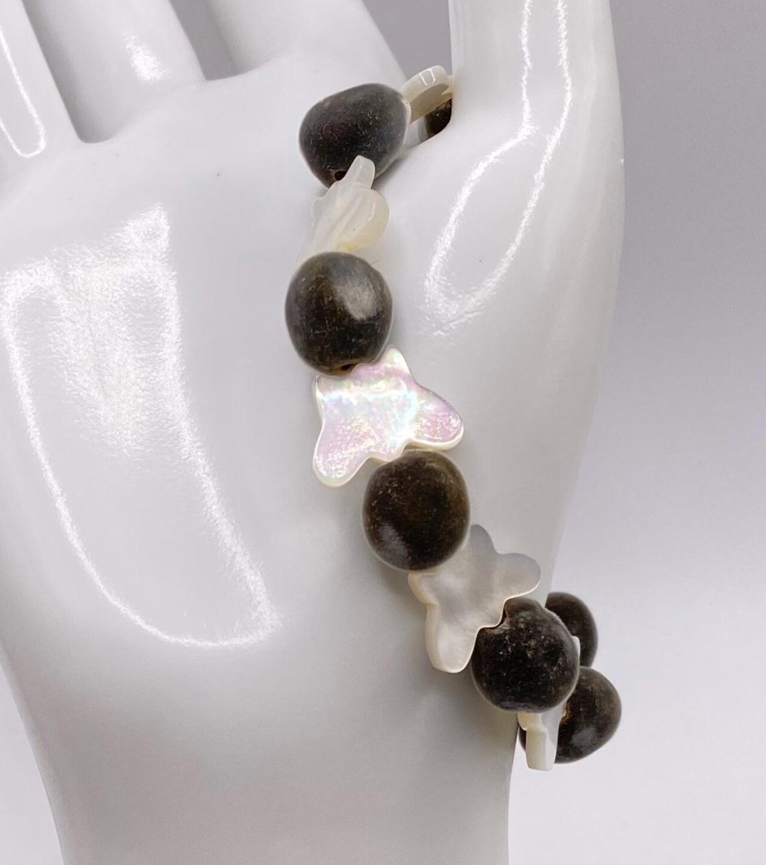 Velvety Mgambo Hua Weleweka and Mother of Pearl Butterfly Stretch Bracelet