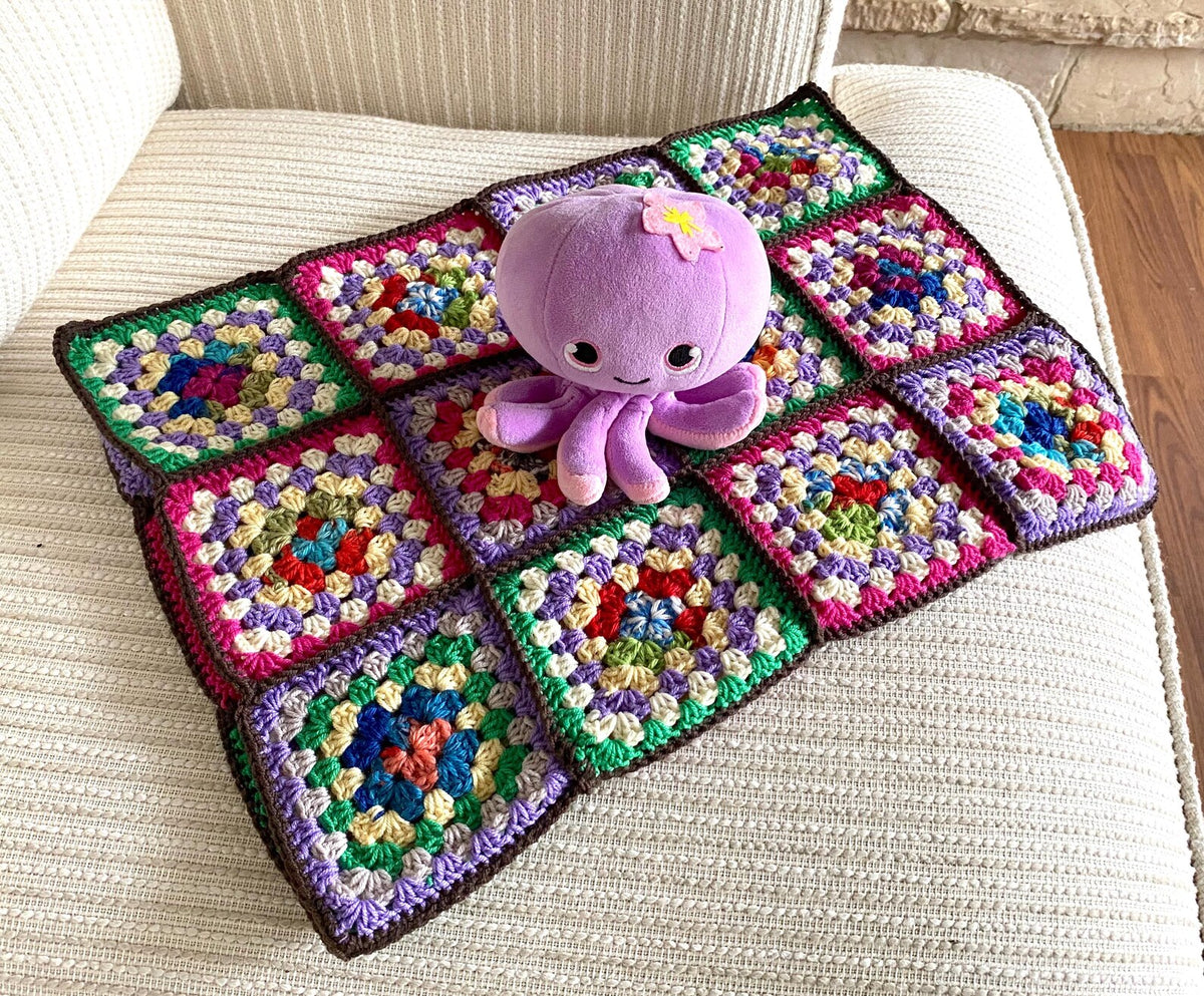 Crochet Doll Blanket and Stuffed Animal Bedding, 18 Inch Doll Crib Blanket, Handmade Toy Cradle Accessories, Plushie Teddy Bear Lovey